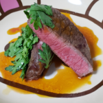 牛モモ肉ステーキ